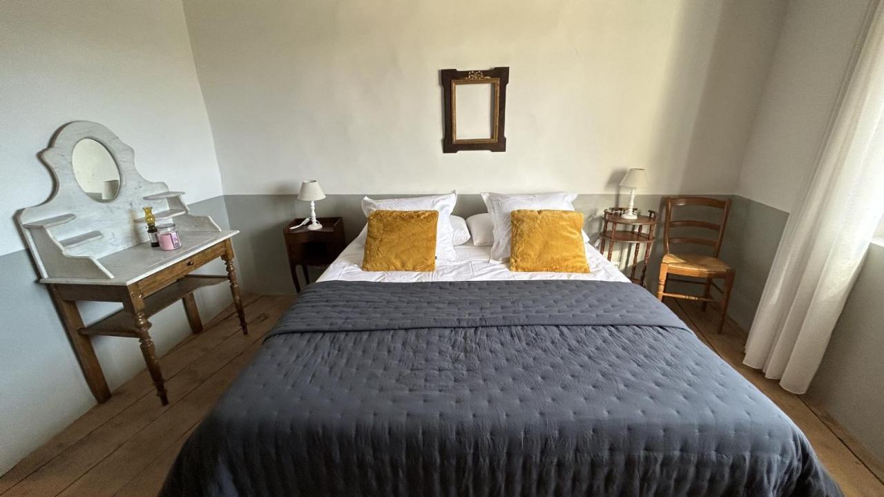 Bed and Breakfast Le Petit Eden Saint-Quentin-la-Poterie Esterno foto