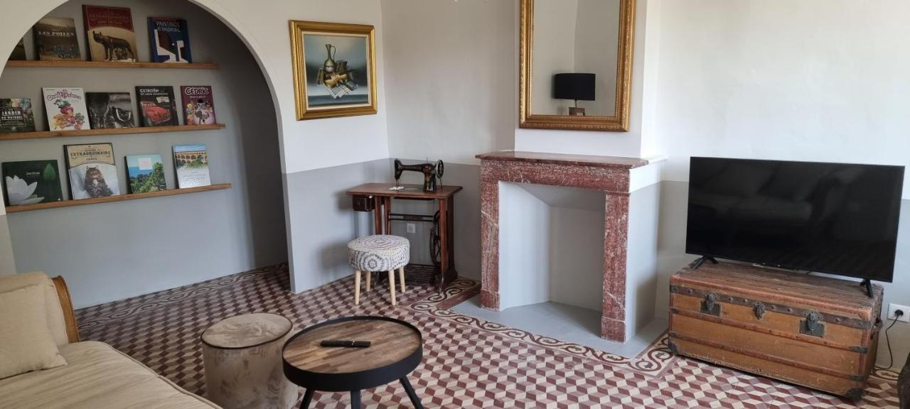 Bed and Breakfast Le Petit Eden Saint-Quentin-la-Poterie Esterno foto