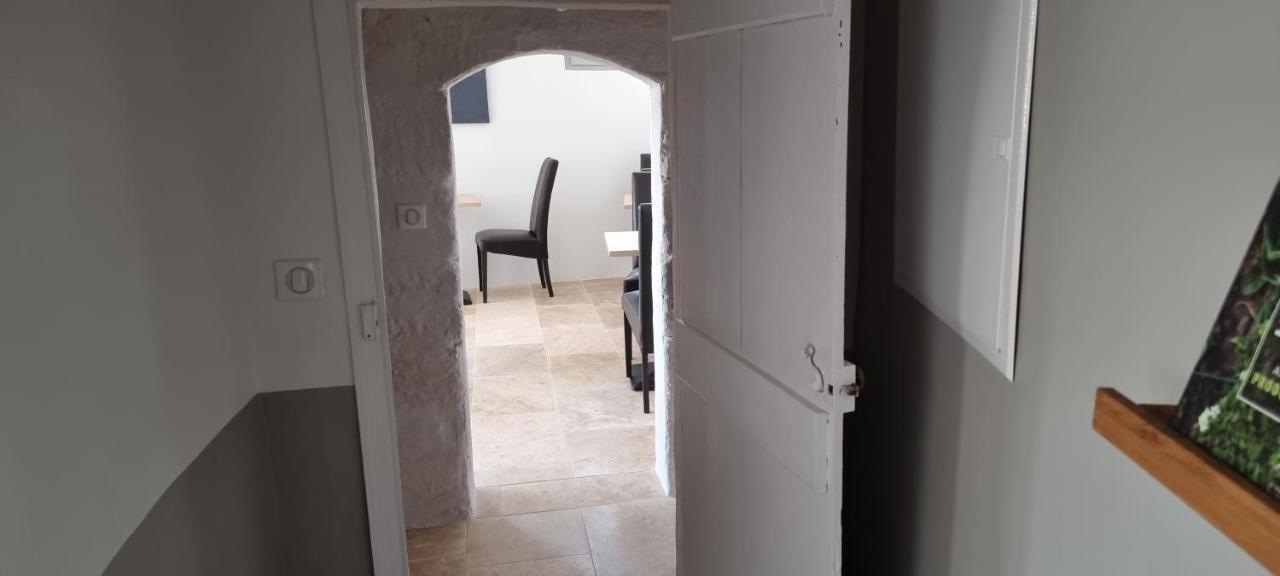 Bed and Breakfast Le Petit Eden Saint-Quentin-la-Poterie Esterno foto